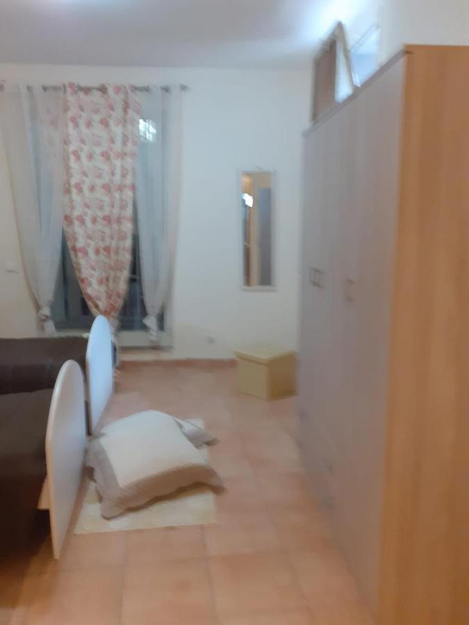 Casa vacanza mercato ballaro’ Palermo Esterno foto